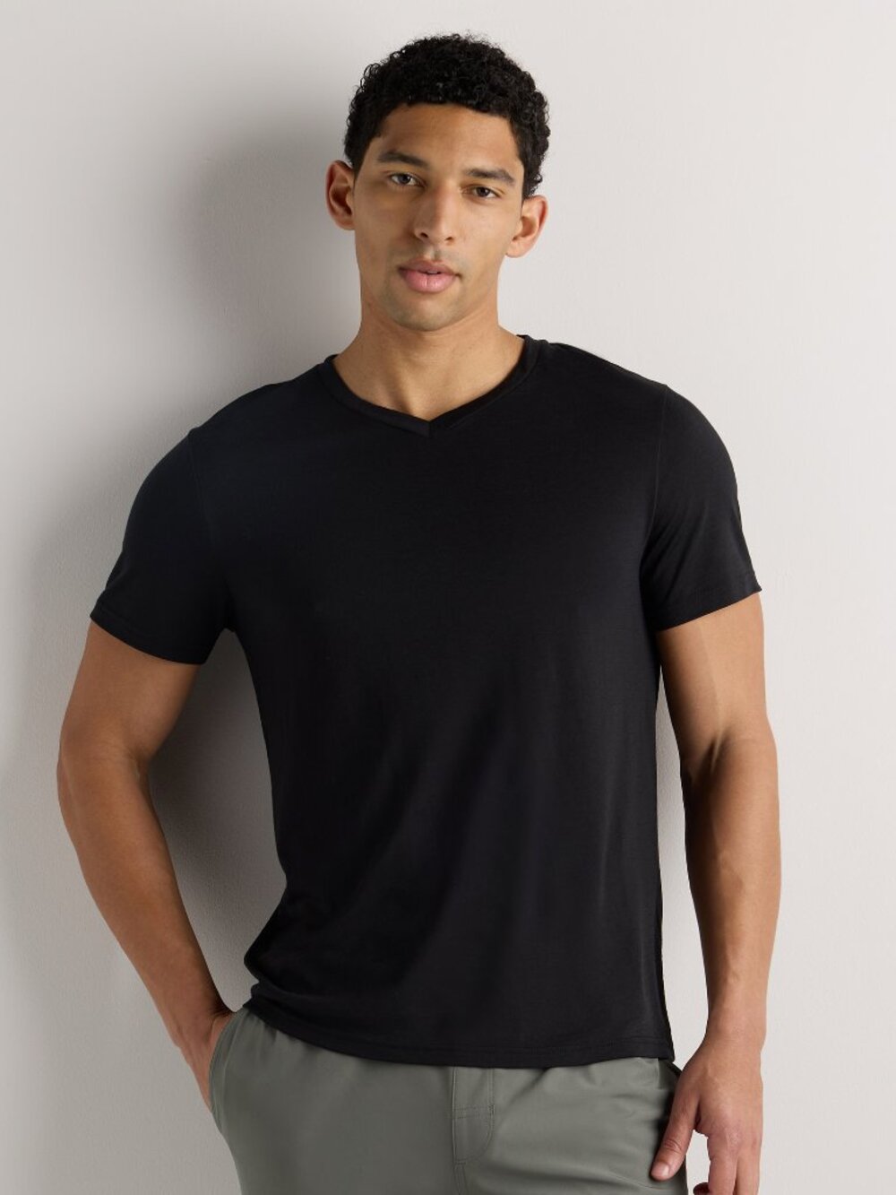Quince Merino V-Neck Base Tee